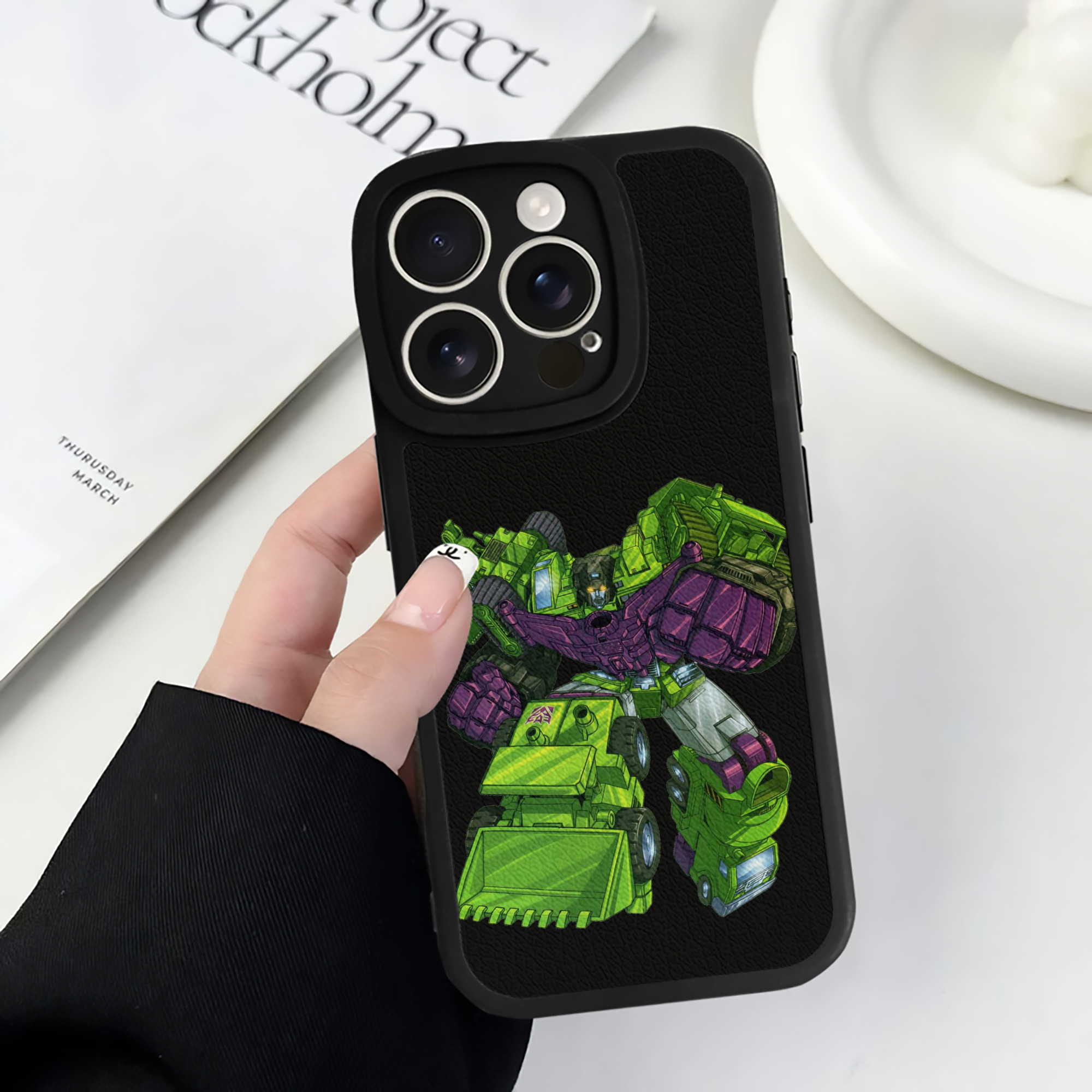 （画像用）  【iPhone 16シリーズ対応】シリコンスマホケース（レザー調） 材質：シリコン